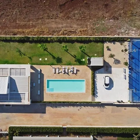 Arilla Con Piscina E Padel * Marina di Ragusa