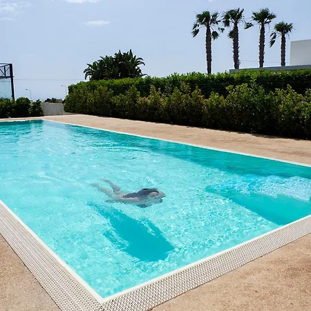 Villa Arilla Con Piscina E Padel *