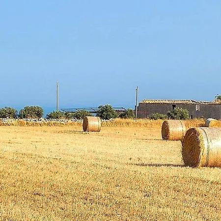 Arilla Con Piscina E Padel Villa