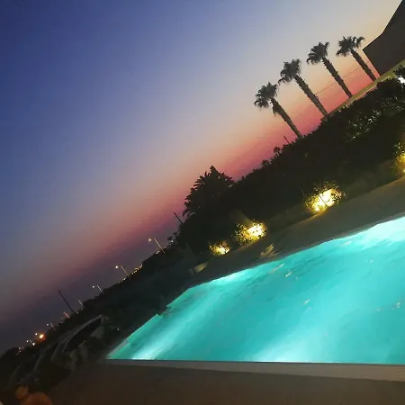 Arilla Con Piscina E Padel Marina di Ragusa