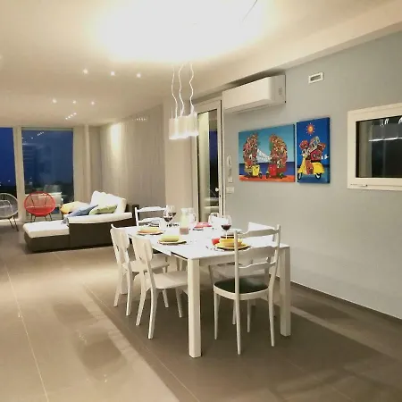 Arilla Con Piscina E Padel Marina di Ragusa