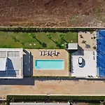 Arilla Con Piscina E Padel * Marina di Ragusa