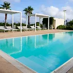 Arilla Con Piscina E Padel Villa