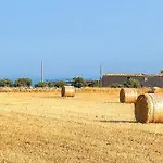 Arilla Con Piscina E Padel Villa