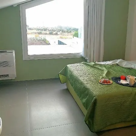 Arilla Con Piscina E Padel Villa